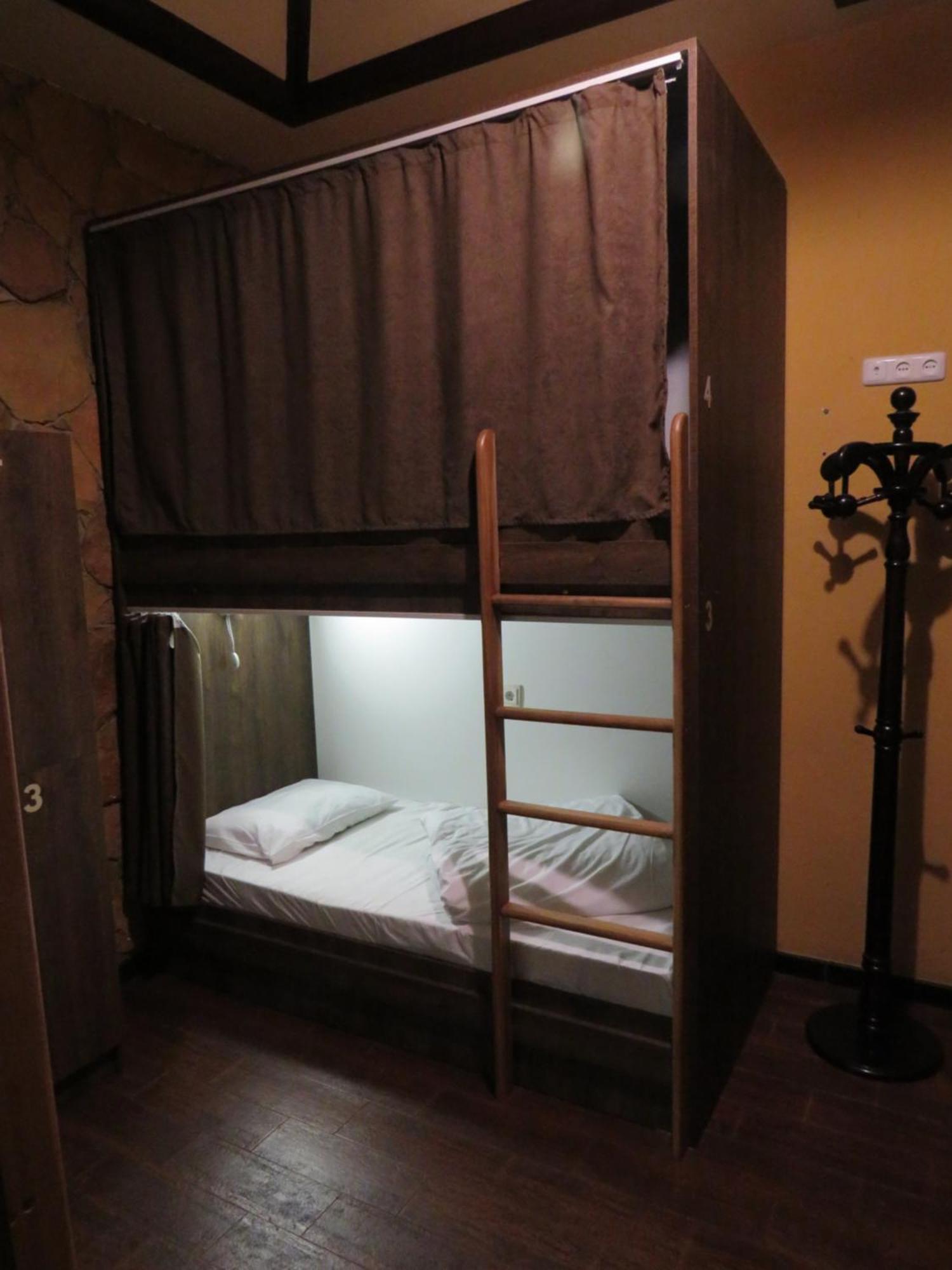 Hostel Jan In The Very Center يريفان المظهر الخارجي الصورة