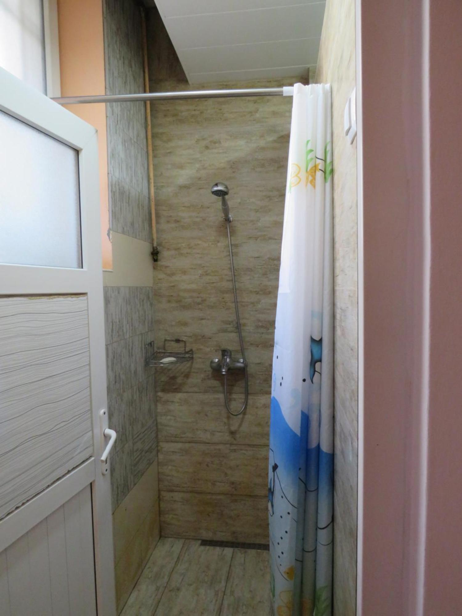 Hostel Jan In The Very Center يريفان المظهر الخارجي الصورة